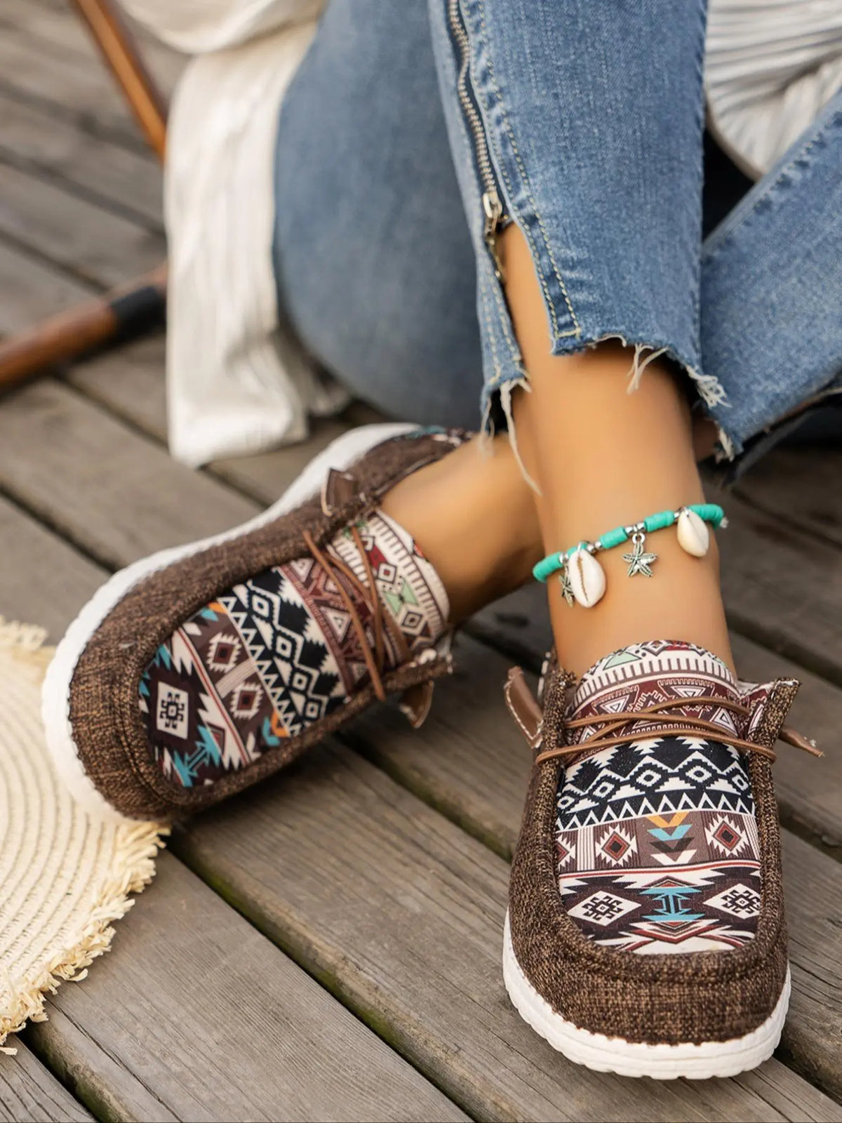 Women's Boho Slip-On Walking Shoes (Casual, Comfortable, Random Pattern)