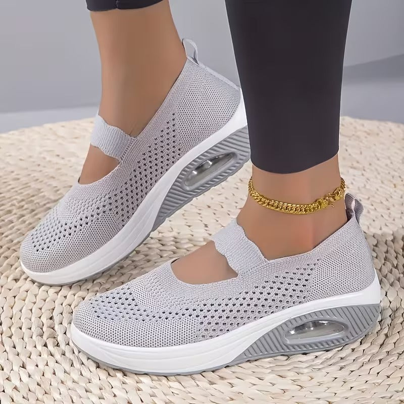 Women’s Breathable Mesh Slip-on Platform Sneakers (Soft Sole Casual Low-top Shoes)